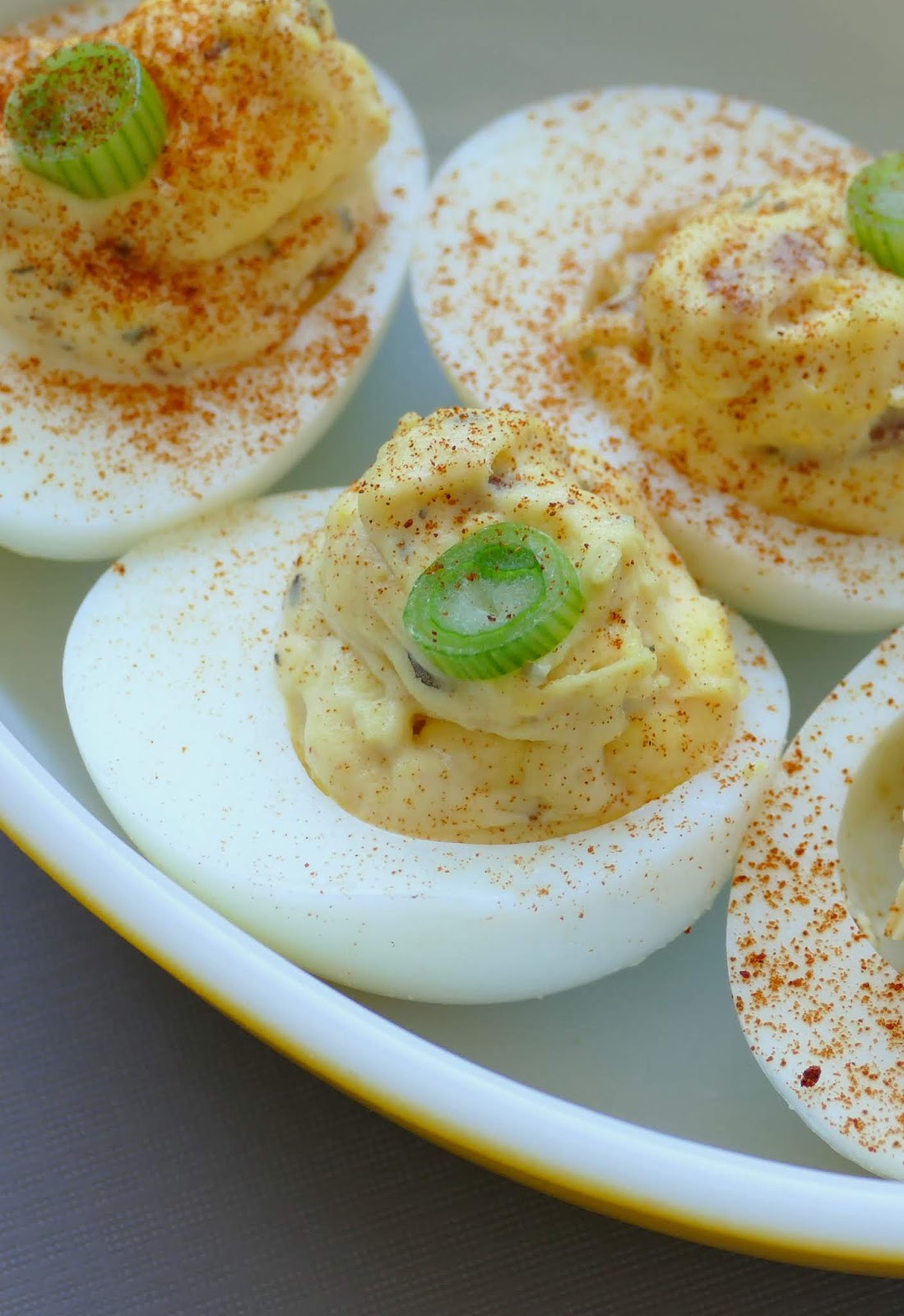 Easy Bacon Deviled Eggs Recipe