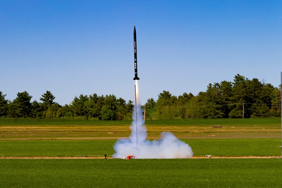 The Rocket N00b Mega Der Red Max CATO