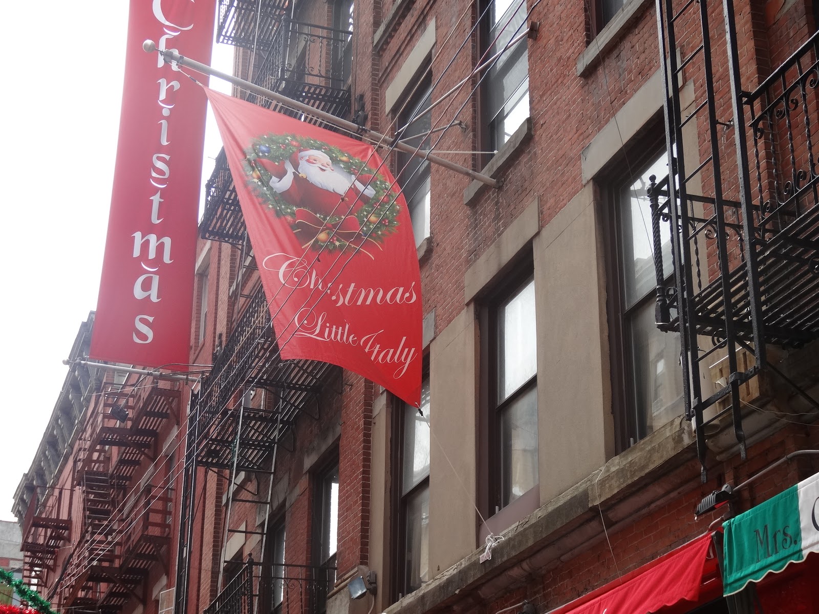 Miquelli's Amerikablog: Activiteit: Christmas in Little Italy Store