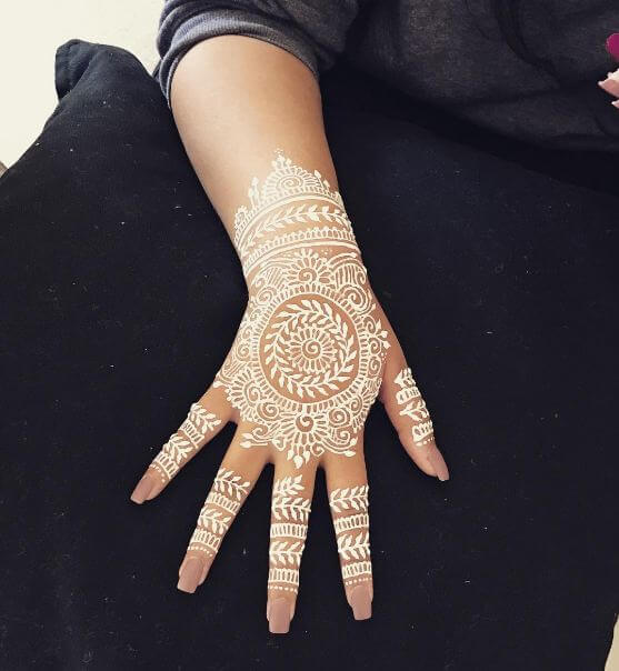 50+ Simple Henna Tattoos For Girls With Meaning (2019) Tattoo Ideas 2019
