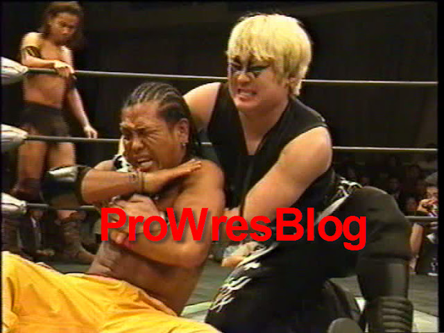 Prowresblog: t2p debut 11/13/2001 review Naciente sol inspiration