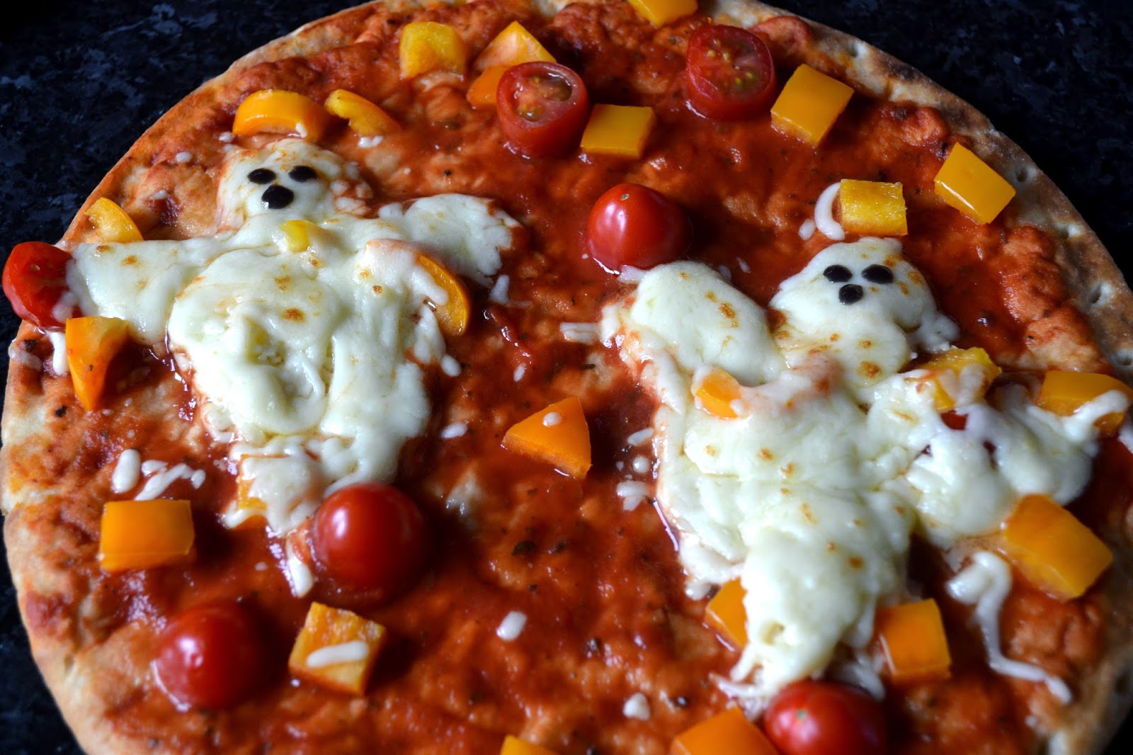 Halloween 'Ghostly' Pizza! | UK Lifestyle and Beauty Blog
