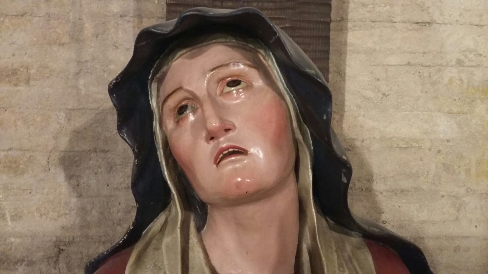 Arte en Valladolid UNA DOLOROSA DE PEDRO DE ÁVILA EN LA IGLESIA DE SAN