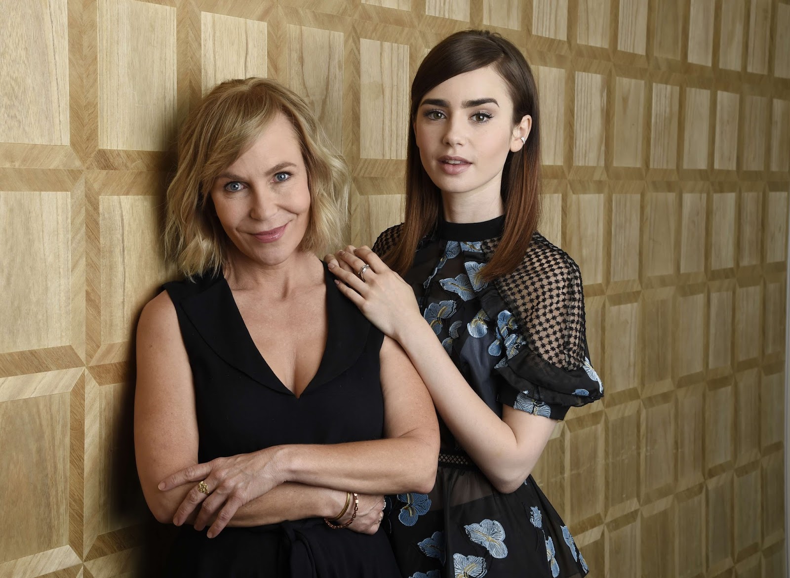Lily Collins Fans