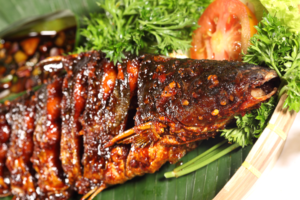 Ikan panggang masak kecap Ikan panggang masak kecap