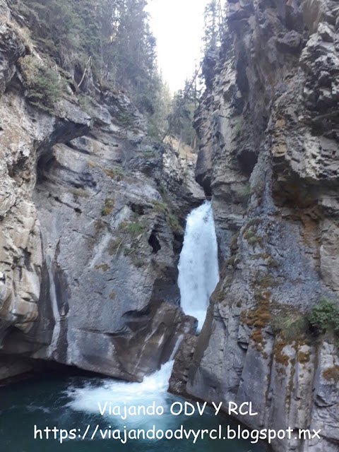 Johnston canyon, Banff- Canada. Montañas Rocosas Canadienses