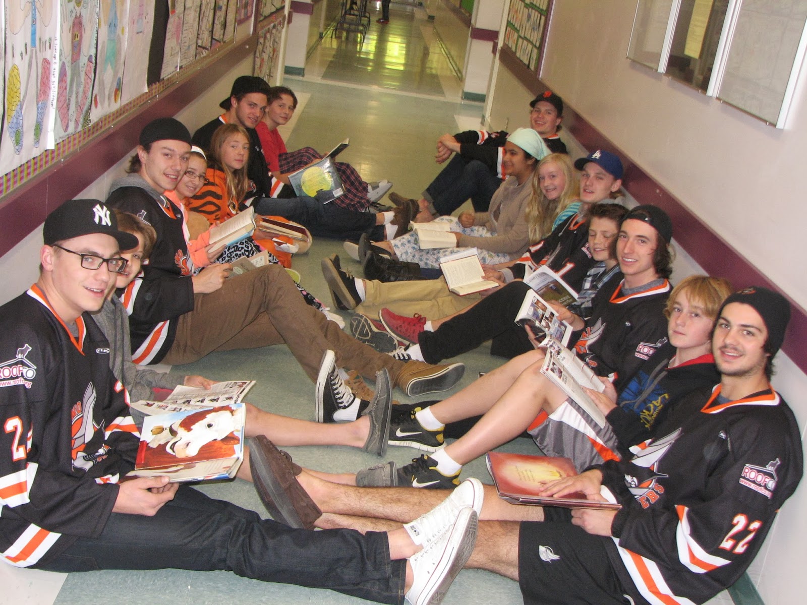 DROP EVERYTHING and READ BC 2014 Hockey Heroes DEaR With Randerson