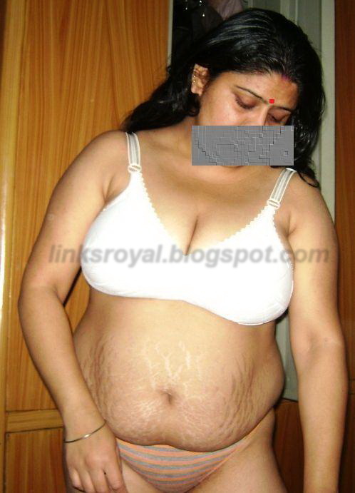 South Indian aunty fat ass big tit hairy pussy nude