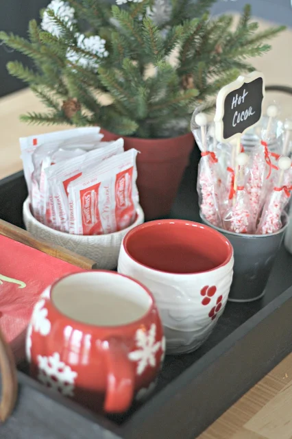 How to Create an Adorable Hot Chocolate Station