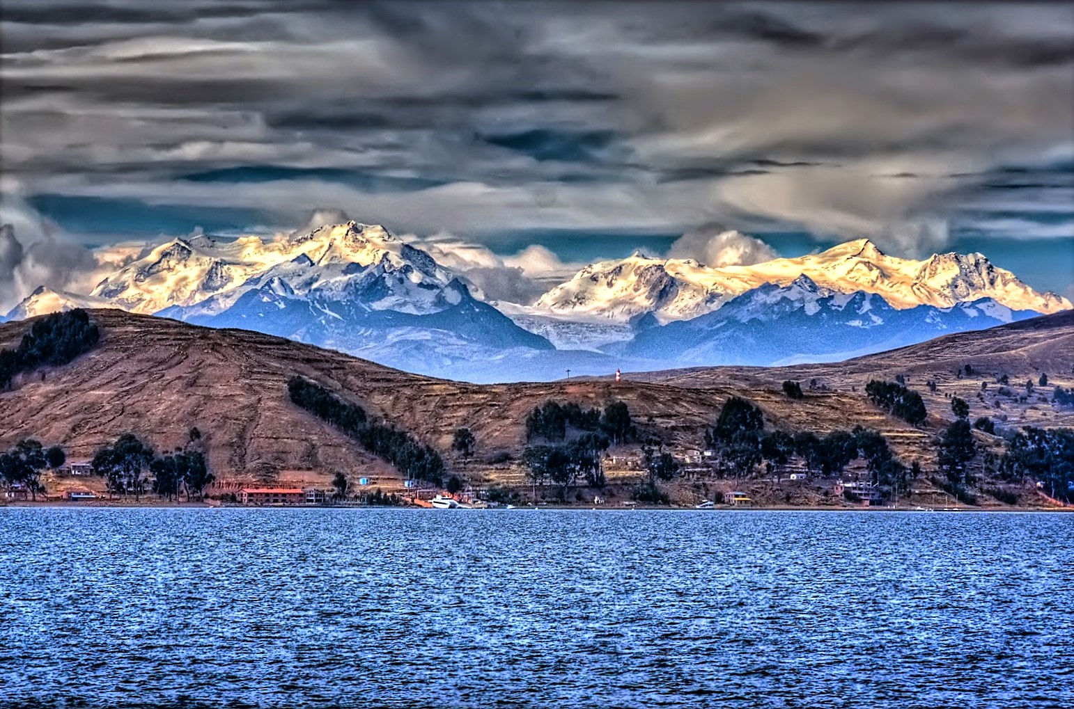 5five5 Lake Titicaca (Bolivia)