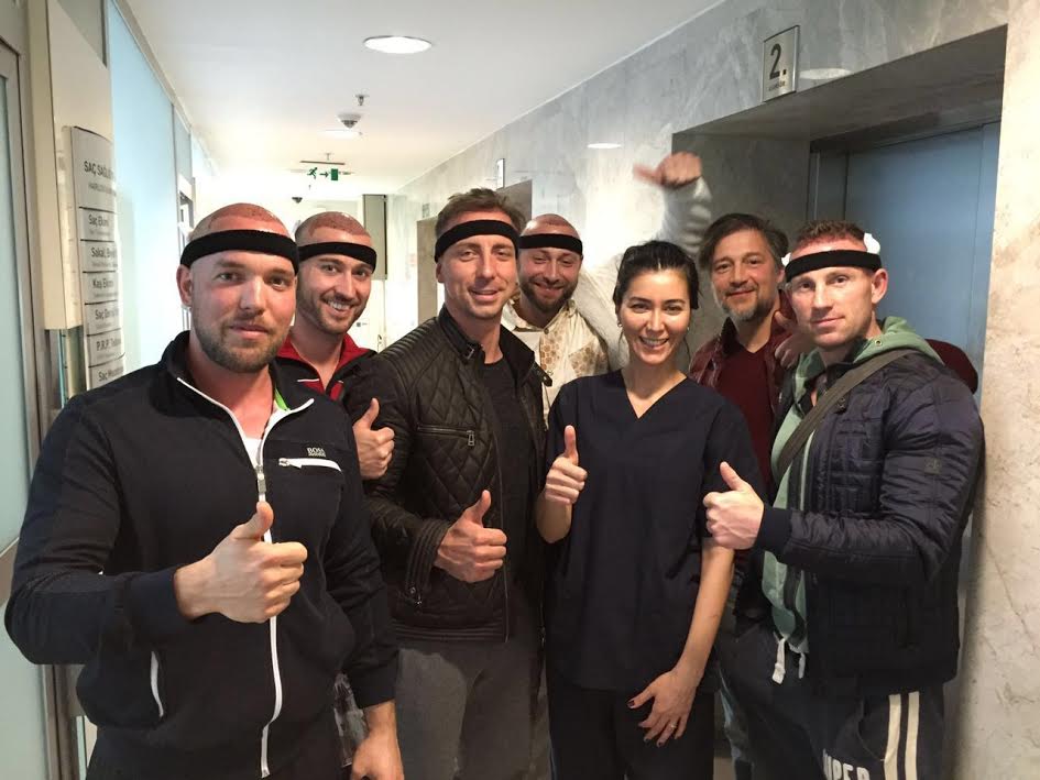 Haberucur Sac Ektiren Erkek Sigarayi Birakiyor