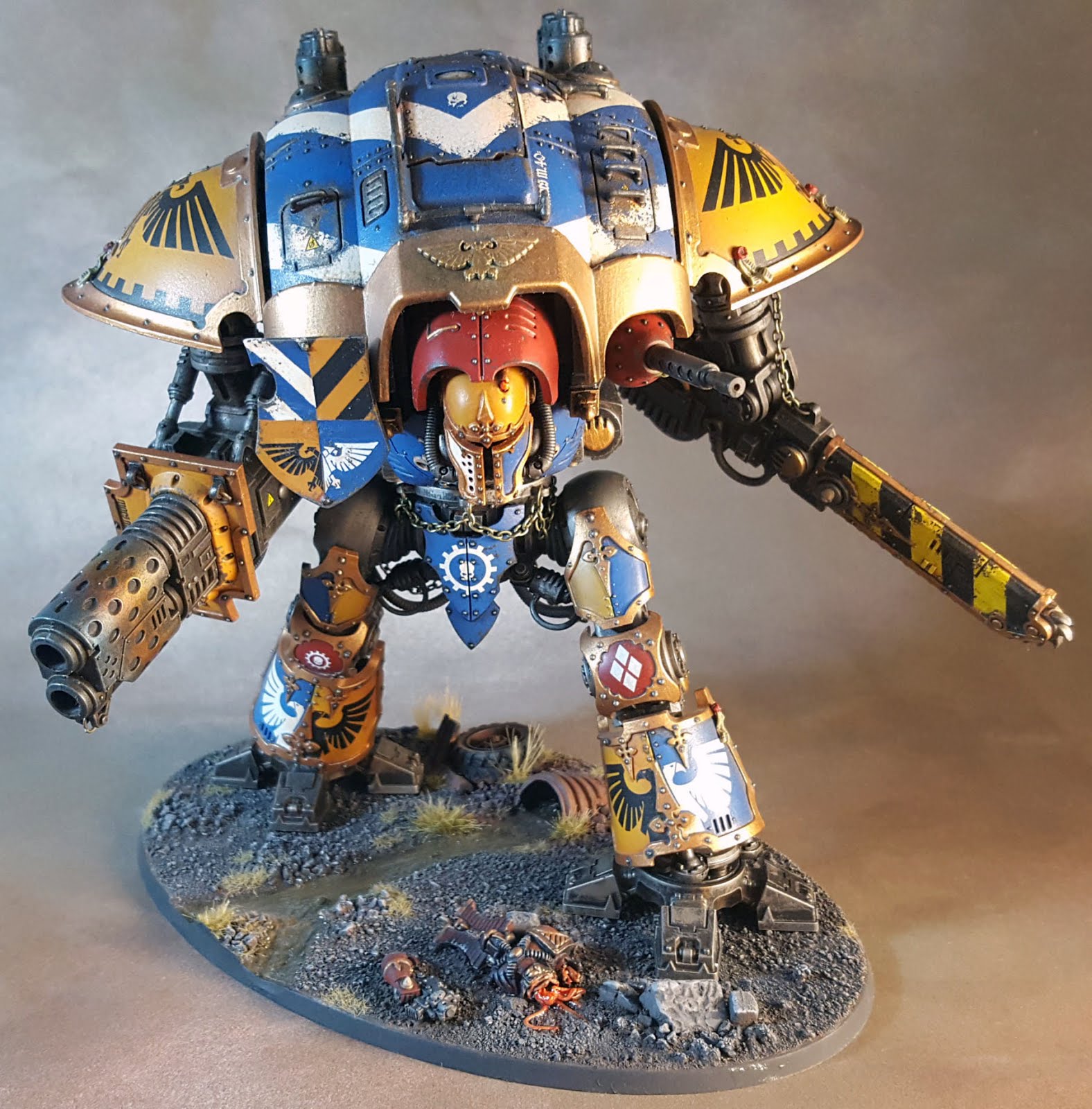 Imperial Knight Titan