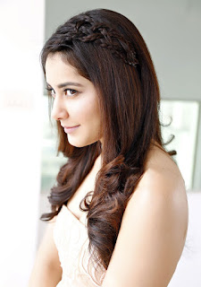 Rashi Khanna Long Hair Style Closeup Face Stills (4)