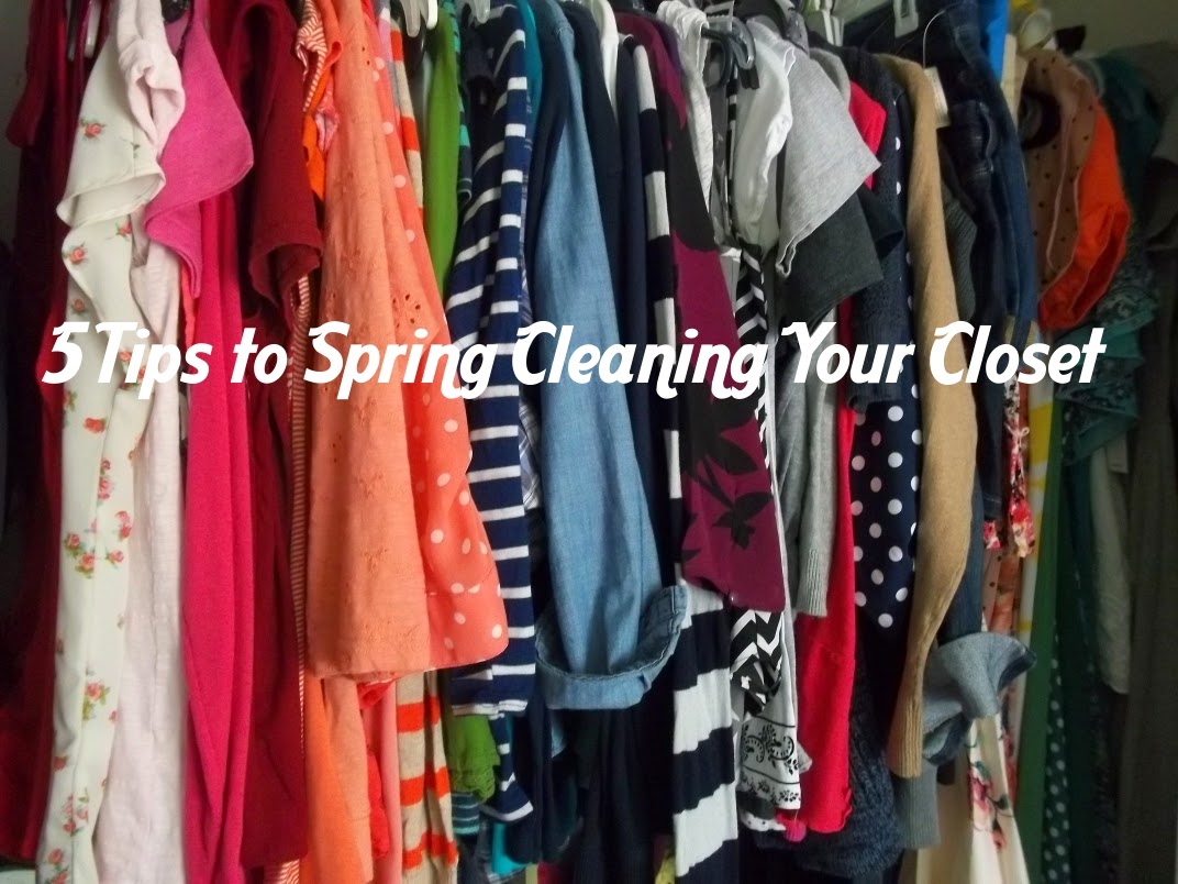 5 Tips to Spring Cleaning Your Closet. http://mybowsandclothes.blogspot.com/. #spring #clean #styleblogger #sblogger #closet