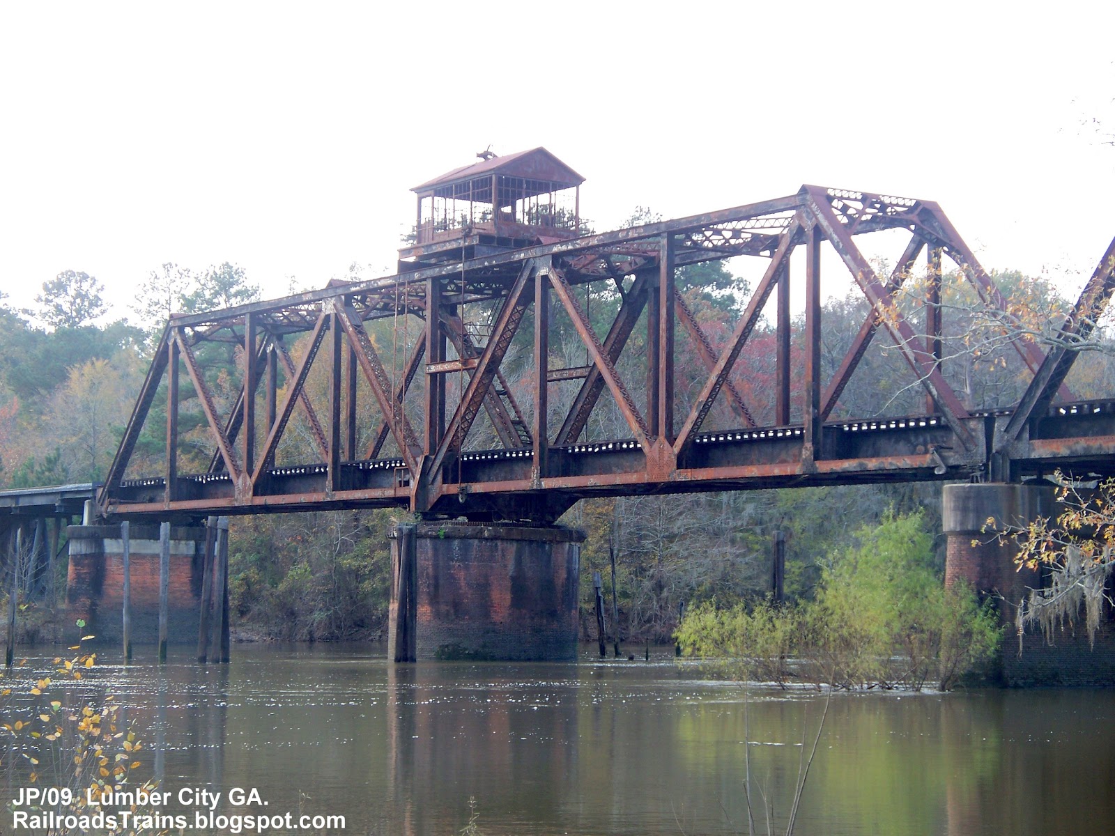 RAILROAD Freight Train Engine EMD GE Boxcar BNSF,CSX,FEC