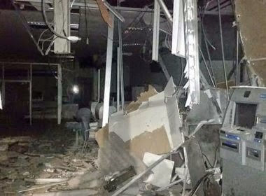 Bandidos explodem agência da Caixa Econômica em São Gonçalo