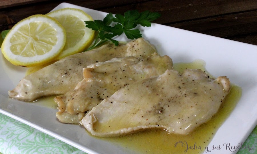 Pechugas de pollo en salsa de limón