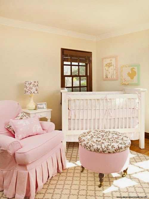 Chambre bébé fille rose et beige