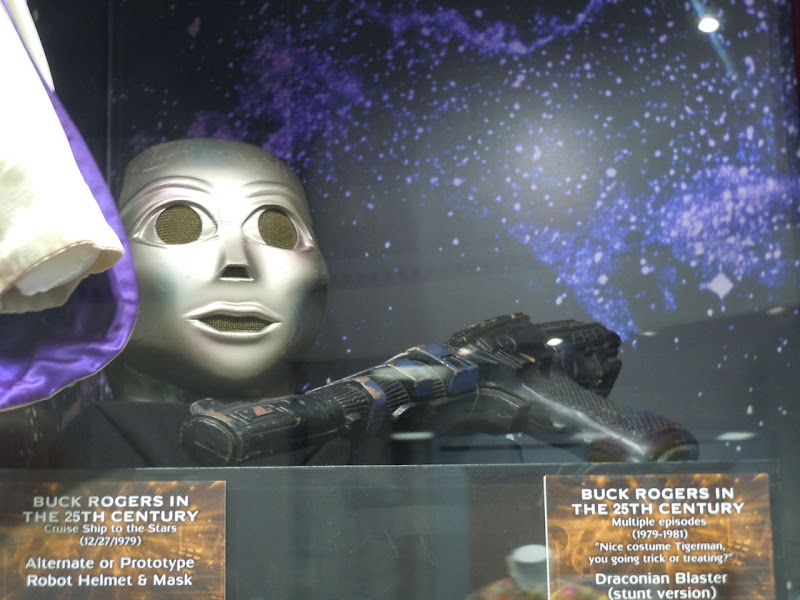 Buck Rogers Tina robot mask and blaster stunt prop