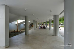 monumen pembebasan irian barat