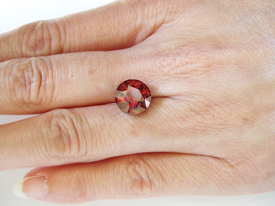 9mm round red zircon gemstone