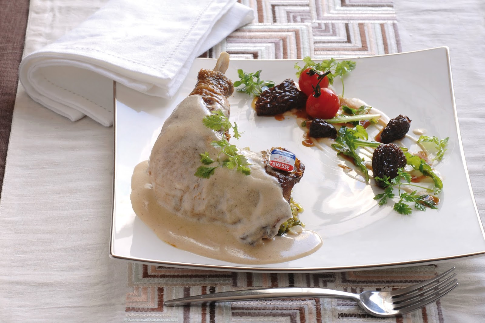 Le franc buveur Viaggio nell’universo del pollo di Bresse