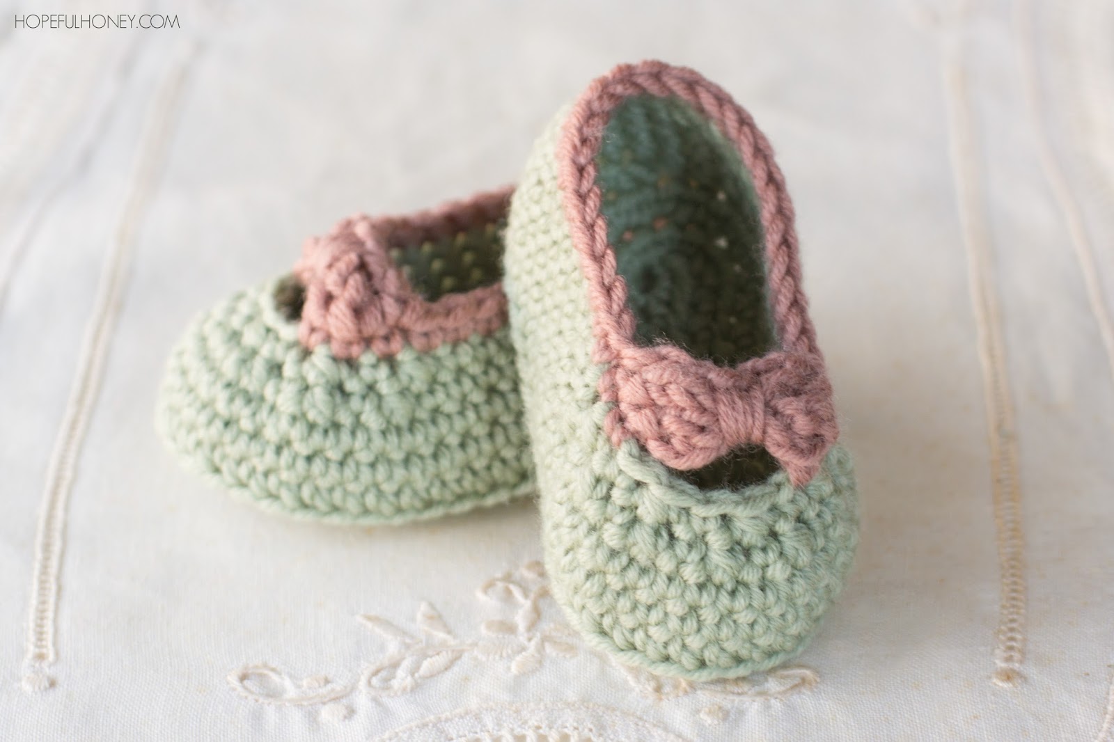 Little Lady Baby Booties - Free Crochet Pattern Hopeful ...