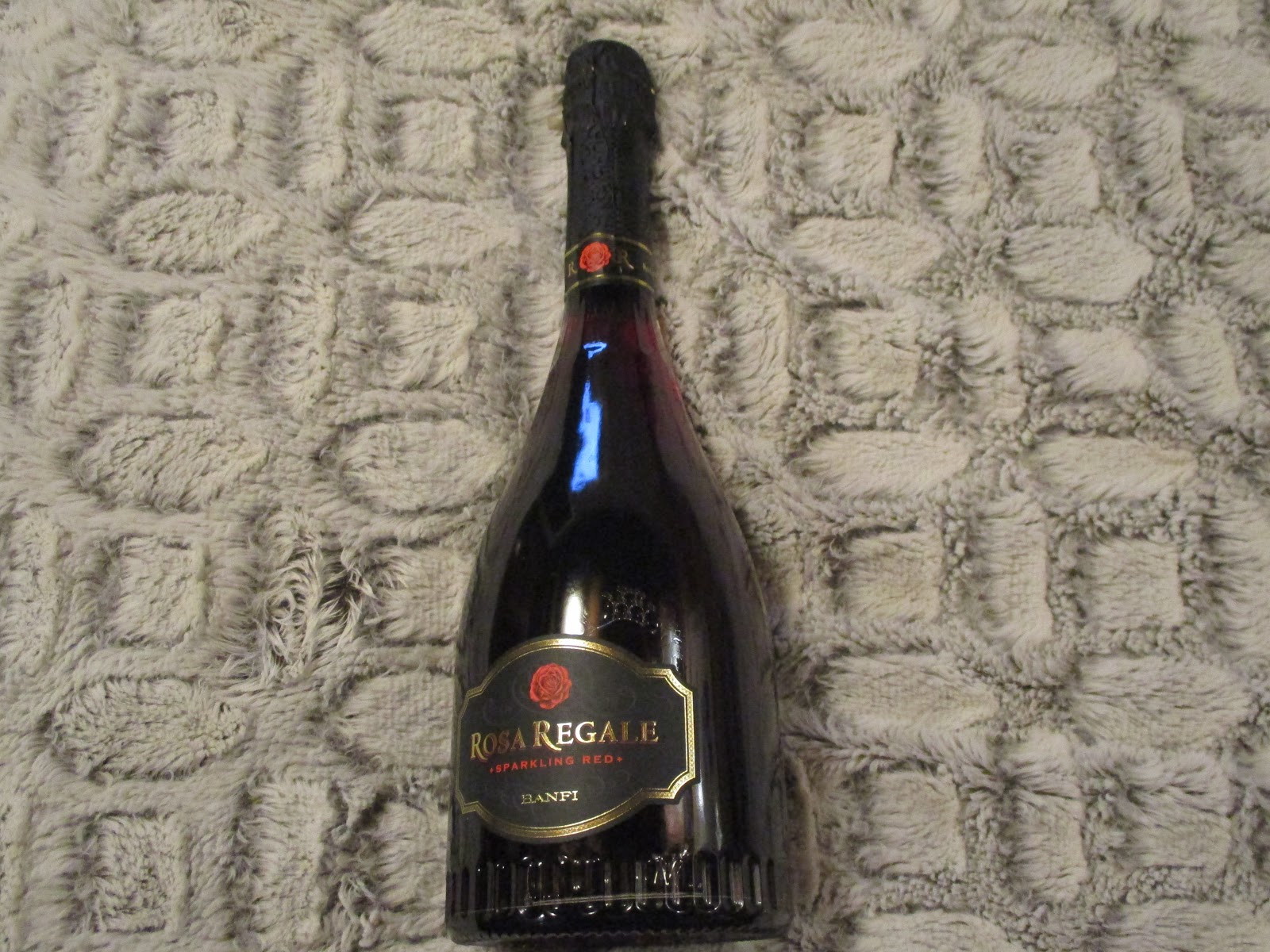 Rosa Regale Sweet Red Sparkling Wine From Banfi Wines Kitchn
