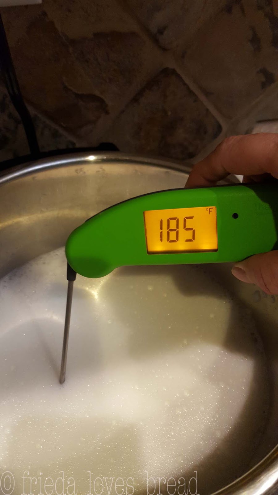 Frieda Loves Bread: Thermapen Digital Food Thermometer - A Cool