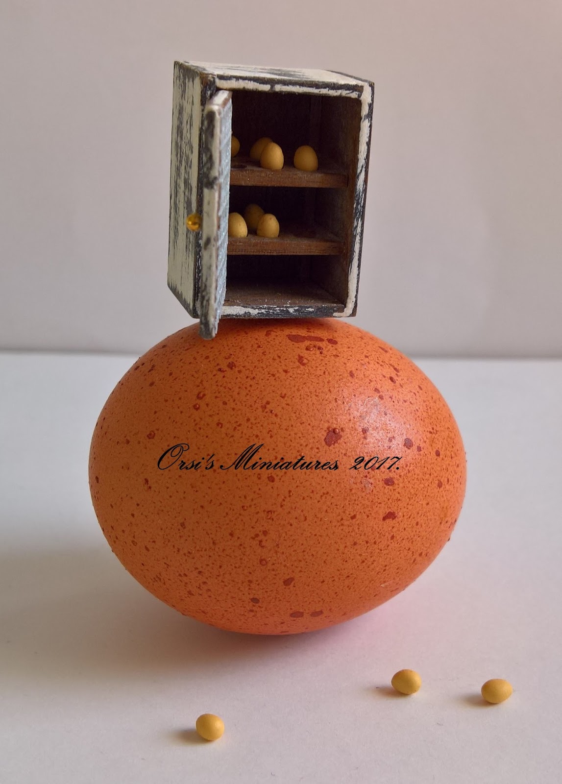 OrsisMinis Egg racks and wooden boxes / Tojástartók és fadobozok