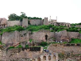 The World's My Oyster: Hyderabad - Historical Monuments