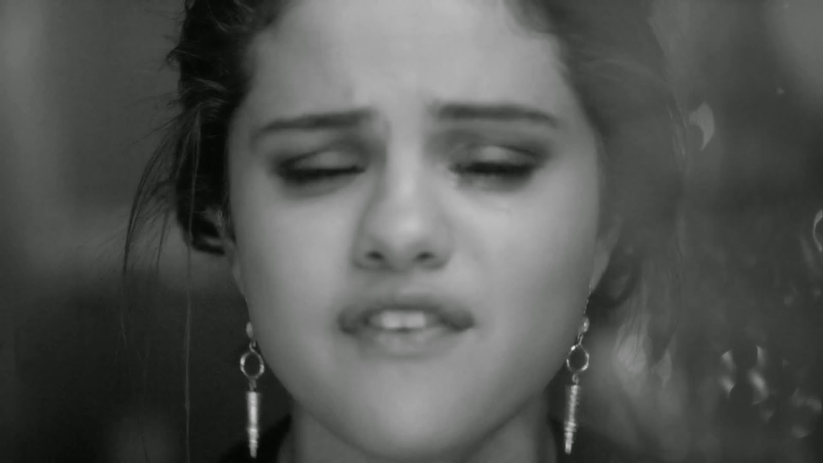 Selena Gomez The Heart Wants What It Wants (Official Video) 1HP