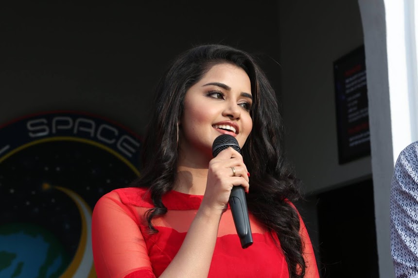 Anupama Parameswaran wearing Asmitha & Madhulatha outfit at Wonderla Hyderabad