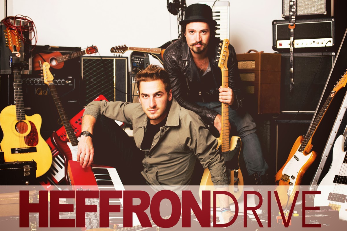 Heffron Drive Sesión de Fotos. Juste un écrivain. Camille