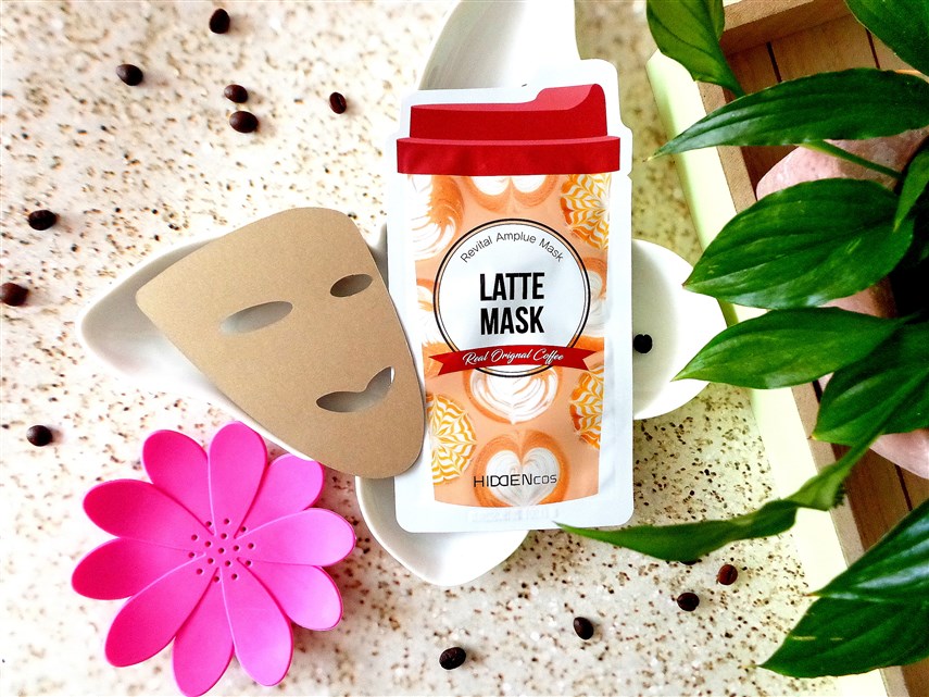 zdjęcie kawowej maski w płachcie Hiddencos Latte Mask