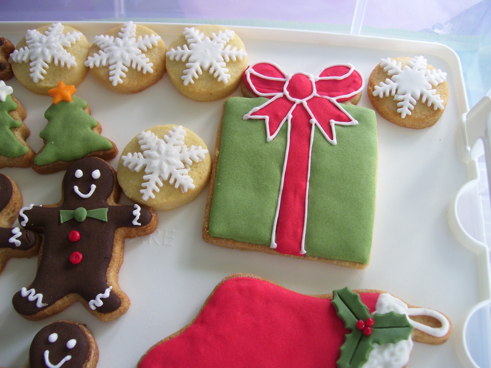 2cute2cut.com: More xmas sugar cookies