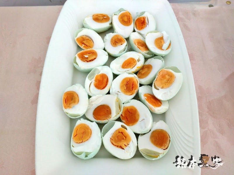 苗栗特色料理|飛牛餐廳|牧場起司酥、鮮奶饅頭酥好吃-還有素食、單點、團體合菜選擇