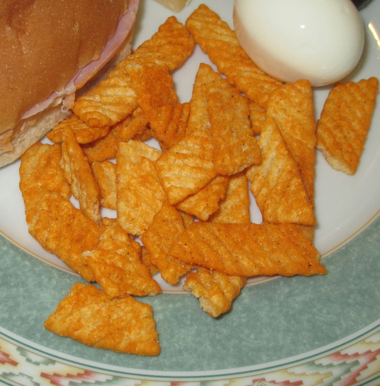 FOODSTUFF FINDS McCoys Chip Shop Curry Sauce Chips Crisp (Asda) By