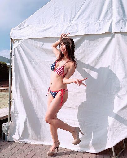 Fumina Suzuki – Japanese Gravure Idol Sexy Bikini Instagram
