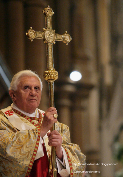 Benedict XVI vestments