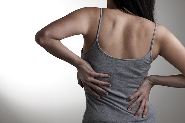 10 deadly symptoms of Ovarian Cancer that women should never ignore! 10 deadly symptoms of Ovarian Cancer that women should never ignore!
