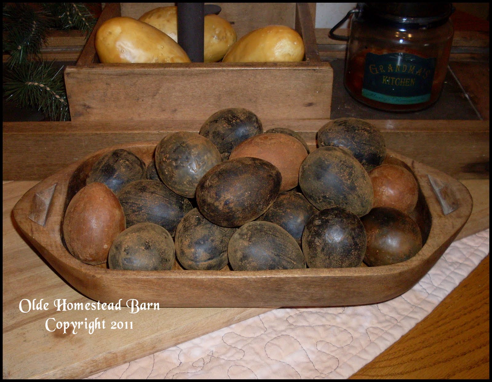 Olde Homestead Barn 6 Prim Waxed Grungy Black Eggs for SALE