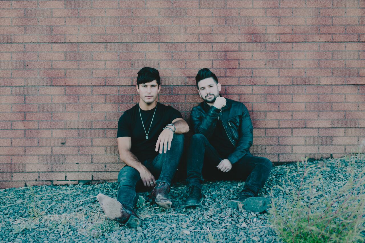 "Tequila" about self titled album of Dan + Shay (My Review) [English Version]