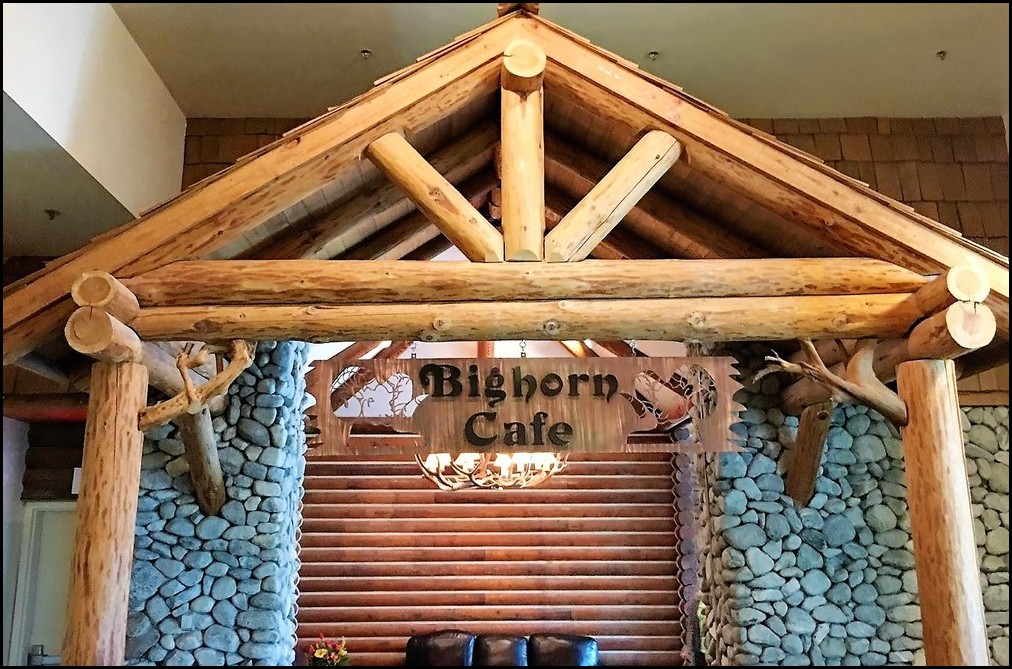 Laughlin Buzz A visit to the Big Horn Café in the Laughlin River Lodge