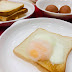 SAHUR TELUR GOYANG DENGAN ROTI BAKAR PUN SEDAP !