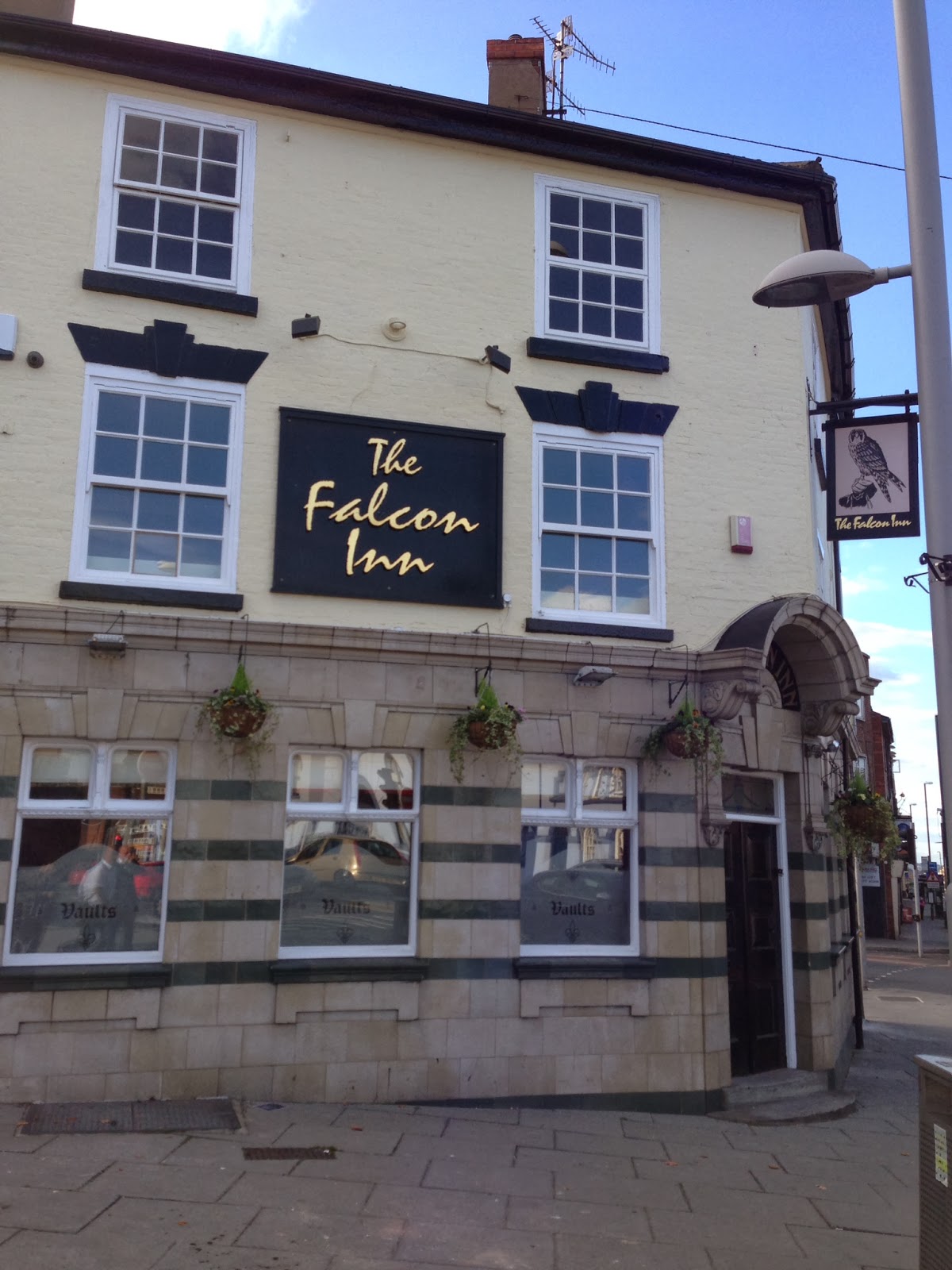 Nottingham Pubs: Falcon