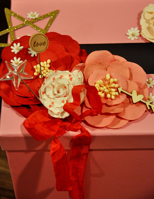 Valentine vending machine 2017 ScraPerfect: How To Make a Beautiful Valentine's Day Box