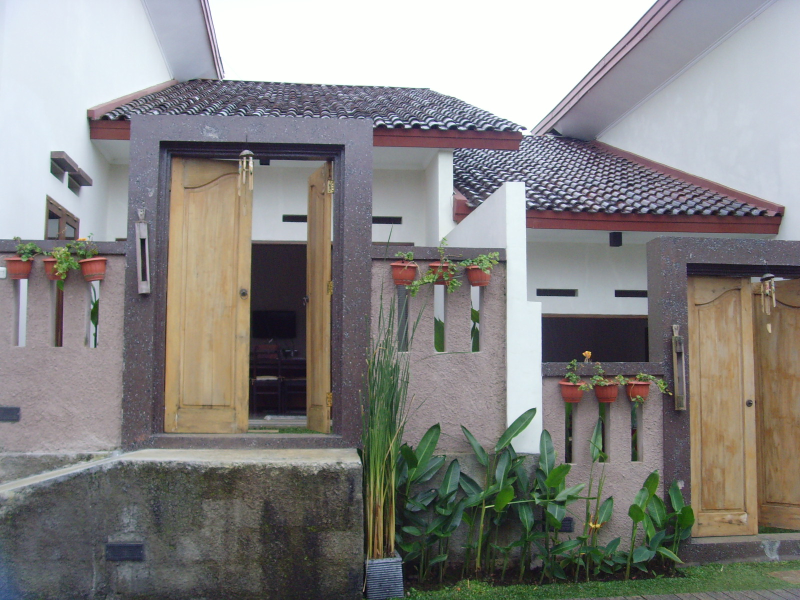 VILLA LEMBANG SEWA VILLA RESORT DAN BUNGALOW LEMBANG ...