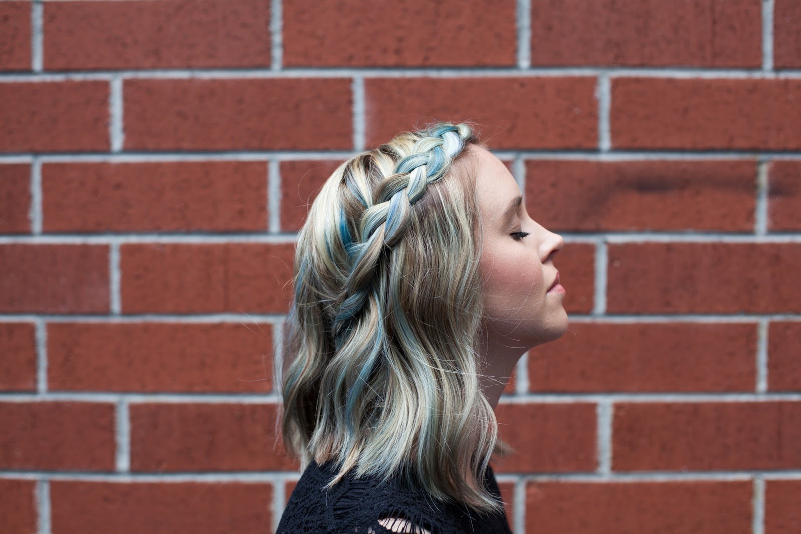 Vanity Salon SC Sky Lights Vanity & Urban Shock Scruples