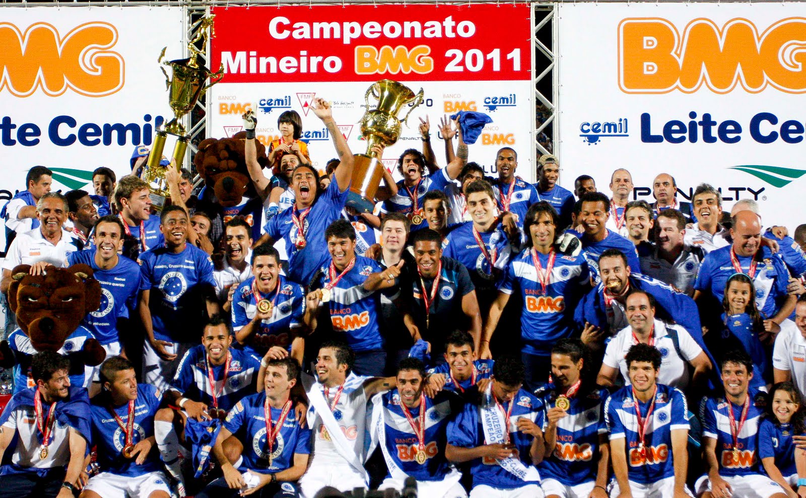 W.O. Esporte Clube Cruzeiro vence o clássico e é campeão mineiro W.O. Esporte Clube Cruzeiro vence o clássico e é campeão mineiro